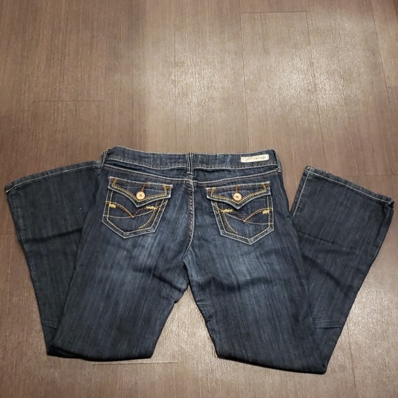 Jeans - Picture 3 of 4